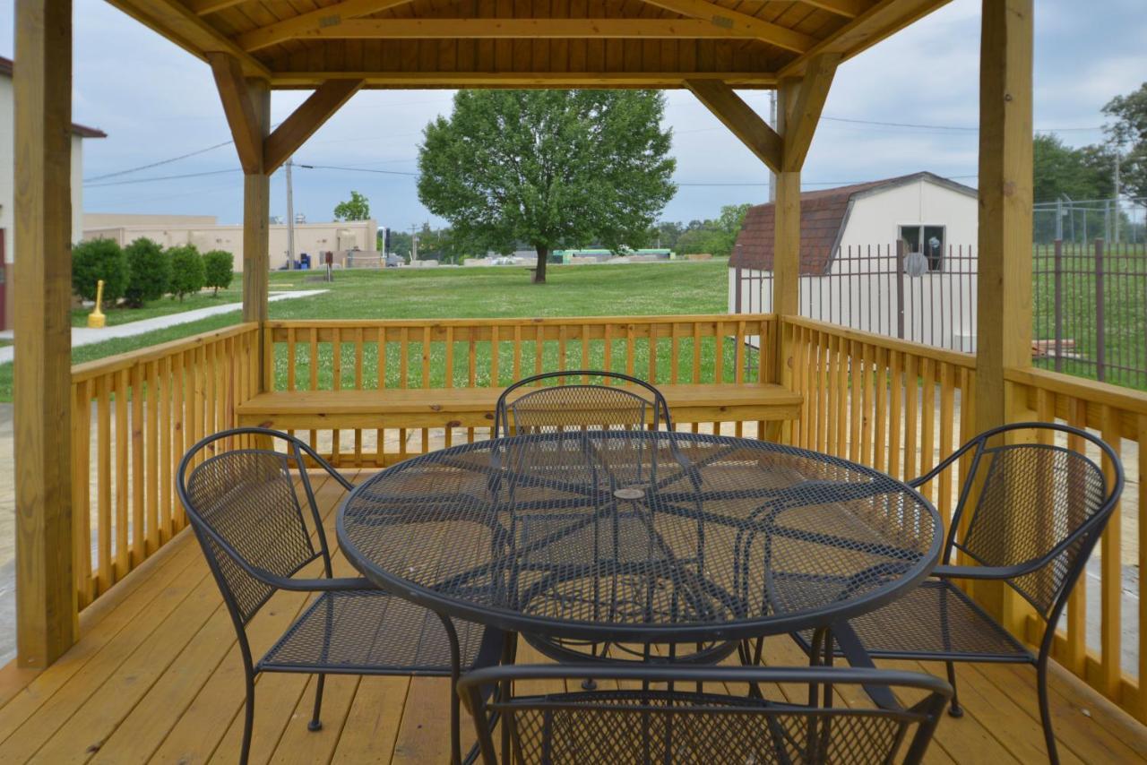 Red Roof Inn Paducah Exterior photo