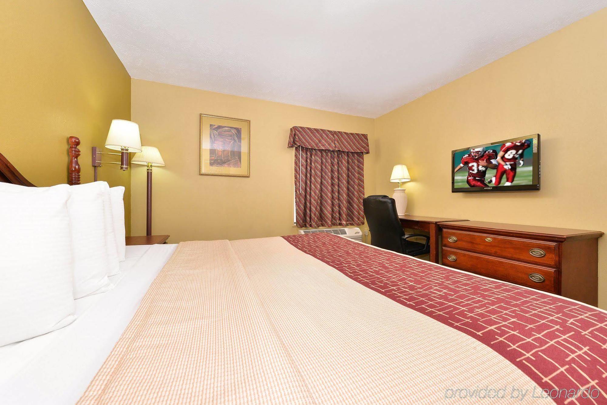 Red Roof Inn Paducah Exterior photo